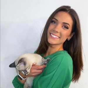 Meet your Posher, Samantha